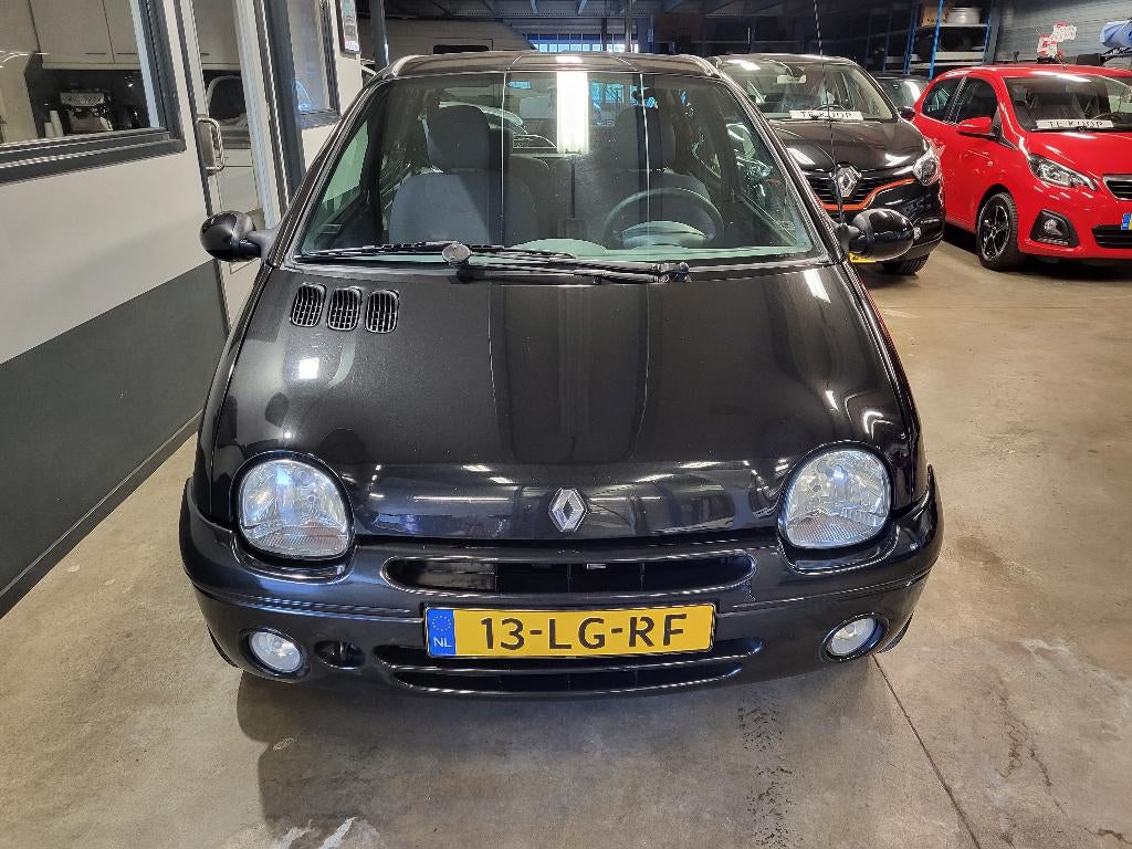 Renault Twingo 1.2-16V Privilége bj.2003 Zwart / Nieuwe Apk, Auto's, Voorwielaandrijving, 4 cilinders, 4 stoelen, Zwart