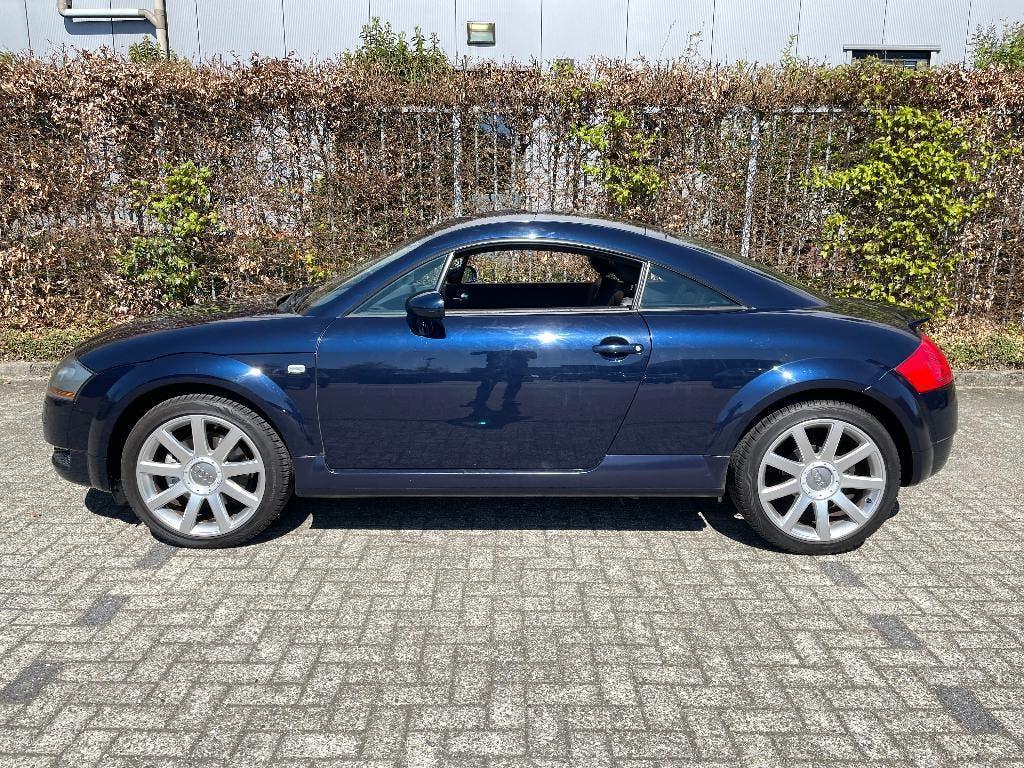 AUDI TT Coupé 8N 2003 180 PK moroblauw. Uitstekende staat!, Auto's, Audi, TT, Zwart, 4 cilinders, Leder
