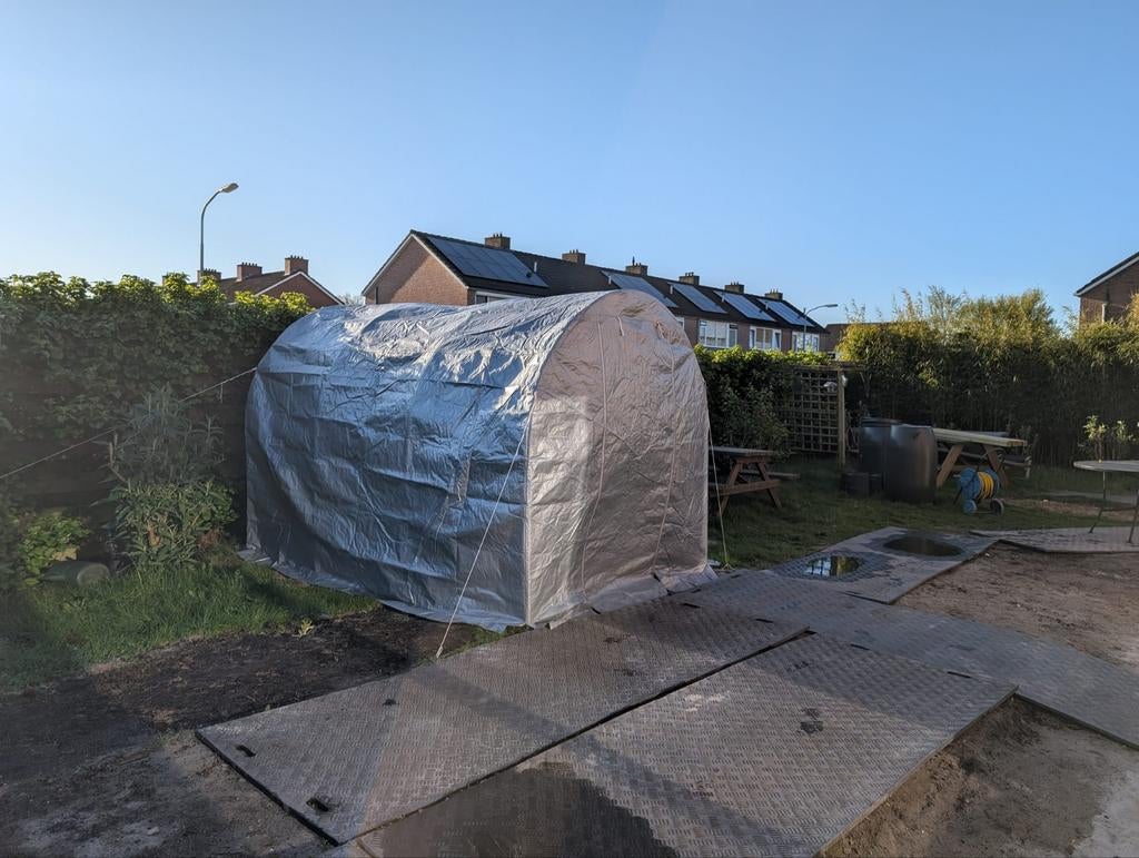 Opbergtunnel 6 m² - Semi-pro berging, Ophalen, Gebruikt, Metaal, Overige typen