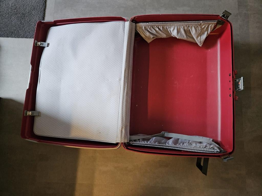 Vliegtuig koffer, Ophalen