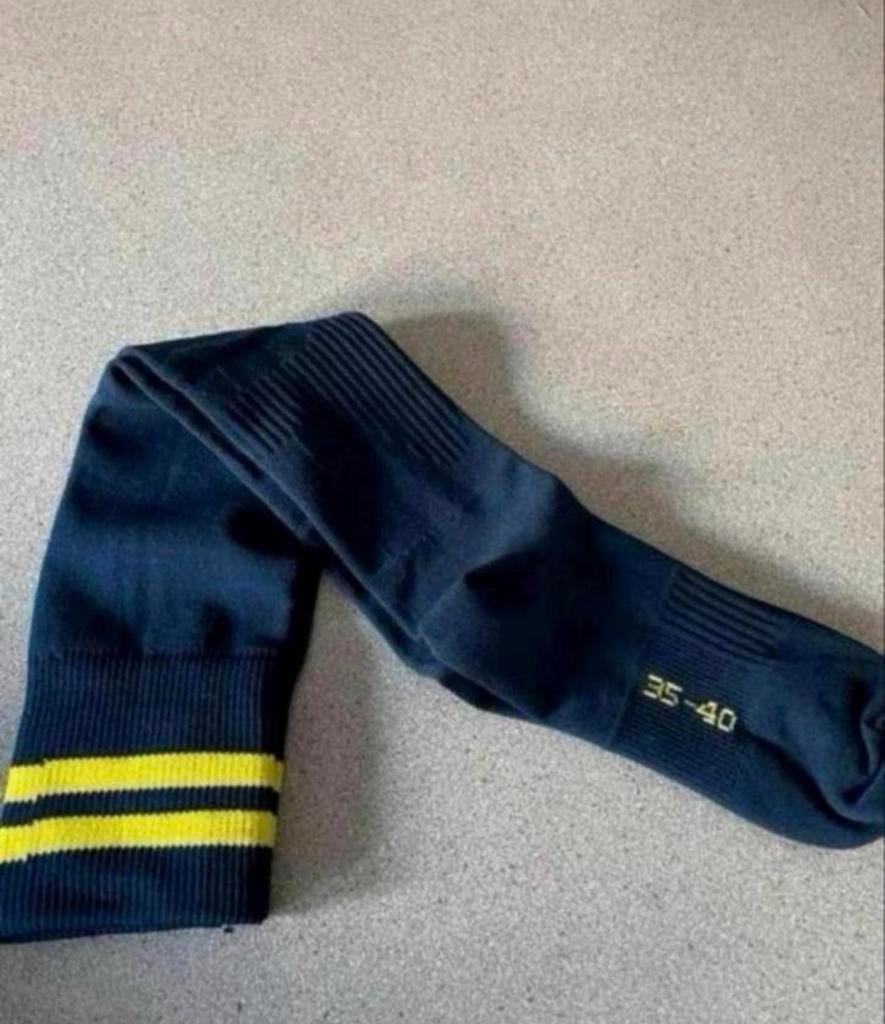 Nieuw paar voetbalsokken maat 35-40, Kleding | Heren, Sokken en Kousen, Ophalen of Verzenden, Nieuw, Maat 39 t/m 42, Blauw