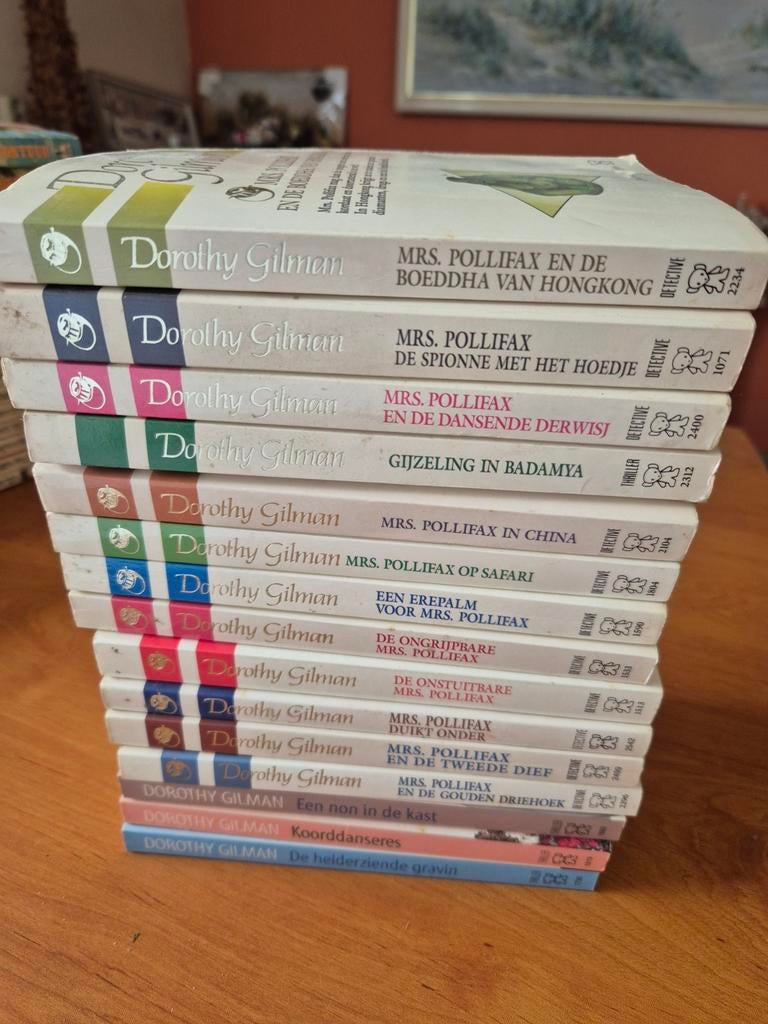 Dorothy Gilman - Mrs. Pollifax Collectie (12 boeken), Boeken, Ophalen of Verzenden, Gelezen, Dorothy Gilman