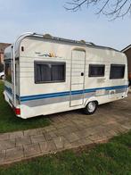 Hobby De Luxe 450 uit  2000, fietsendrager en luifel, Caravans en Kamperen, Hobby, Treinzit, Particulier, Tot en met 4