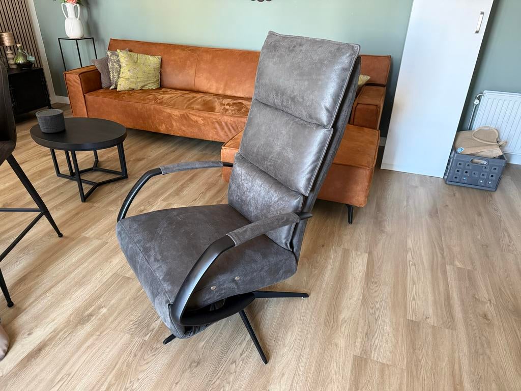 Relax fauteuil met accu - 2 jaar oud, Huis en Inrichting, Fauteuils, Gebruikt, Stof, 75 tot 100 cm, Ophalen