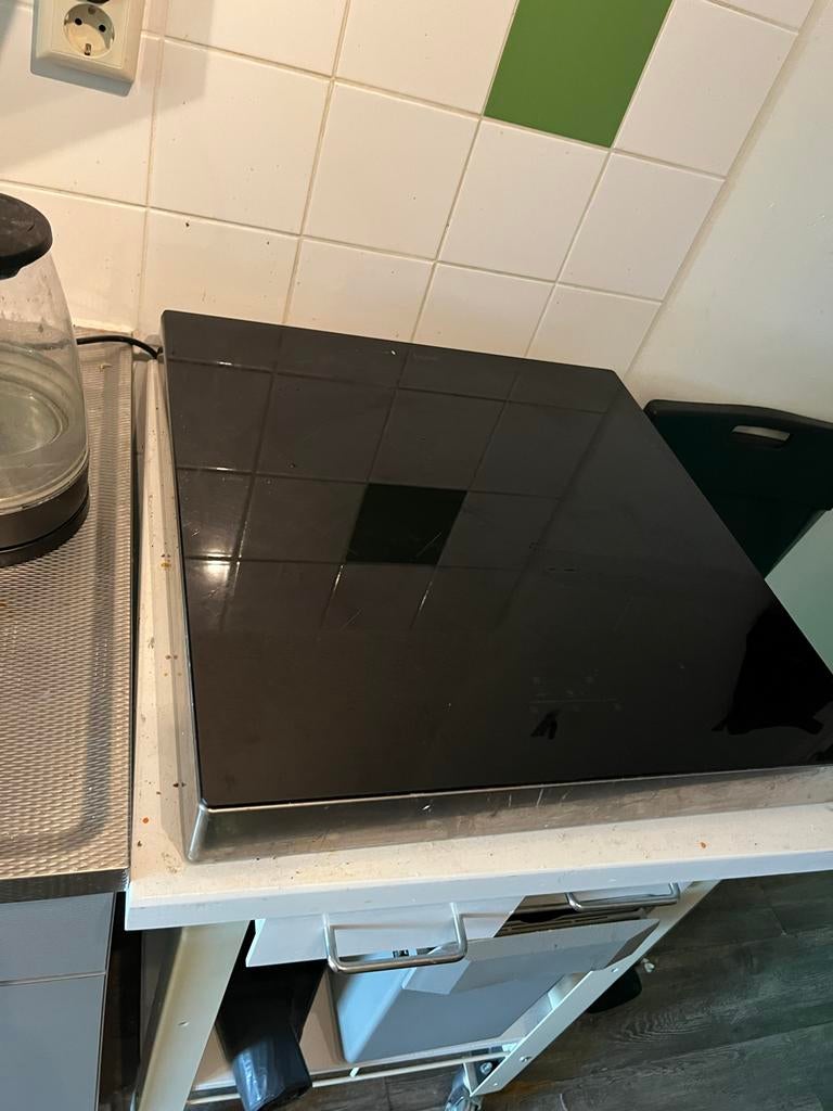 Etna KIV354RVS Inductiekookplaat - 4 zones, Witgoed en Apparatuur, Kookplaten, Zo goed als nieuw, Inbouw, Inductie, 4 kookzones