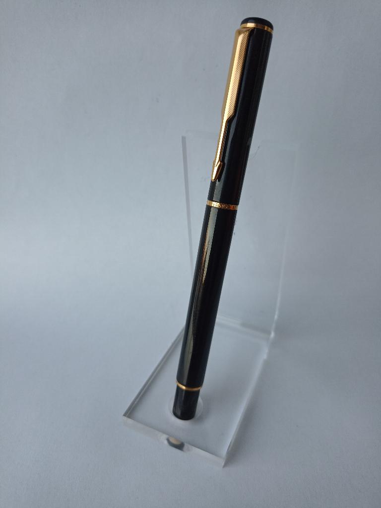 Vulpen Parker Rialto – zwart, Verzamelen, Pennenverzamelingen, Ophalen of Verzenden, Vulpen, Parker