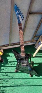 harley benton ex 84 black metallica lefty, Muziek en Instrumenten, Ophalen, Zo goed als nieuw, Solid body, Overige merken