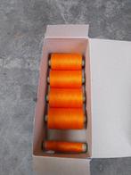 Amann Saba naaigaren 2260 oranje 4 klossen van 1000 meter, Ophalen of Verzenden, Nieuw, Garen of Naald(en)