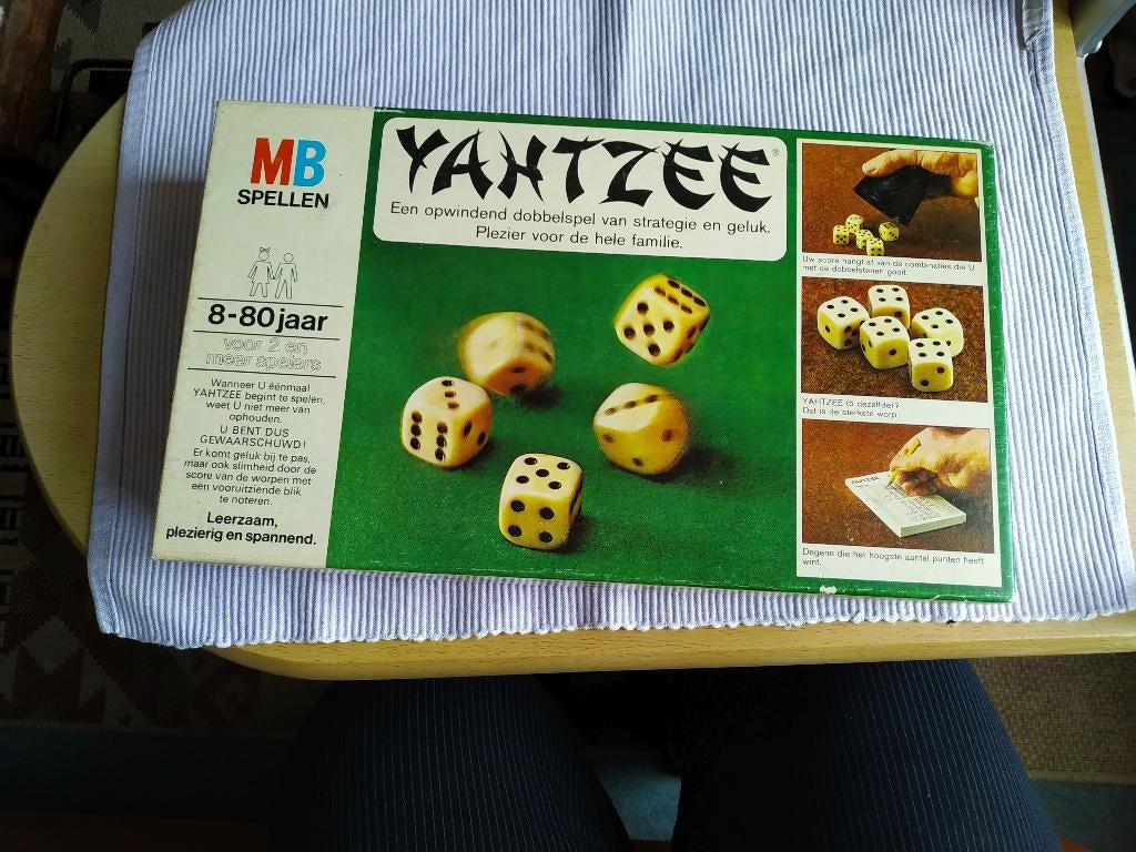 Yahtzee dobbelspel van MB Spellen, Ophalen of Verzenden, Gebruikt