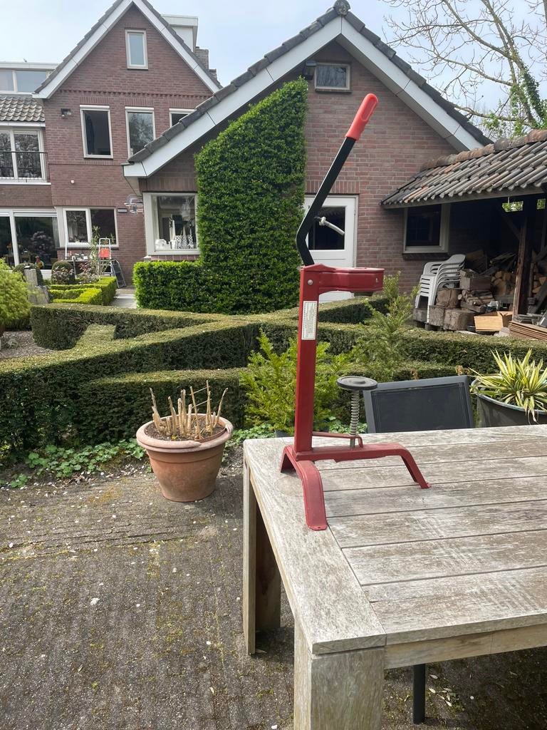 Kurken apparaat, Ophalen, Zo goed als nieuw