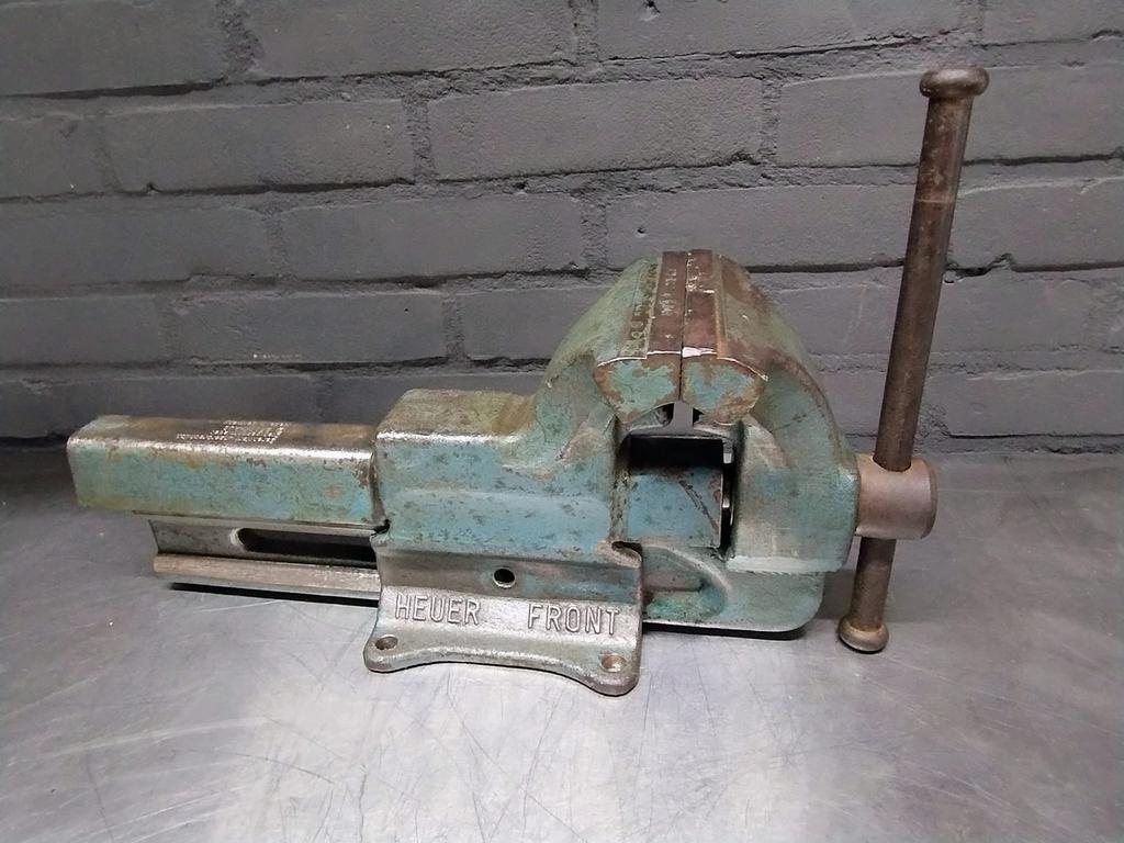 Mooie zware Heuer Front 120mm bankschroef, Ophalen