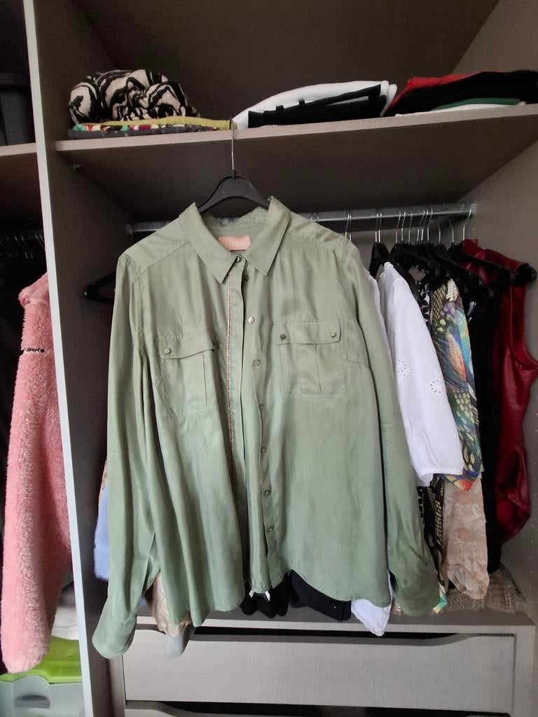 Blouse  met gouden randje, Kleding | Dames, Blouses en Tunieken, Ophalen, Zo goed als nieuw, Groen, Maat 42/44 (L)