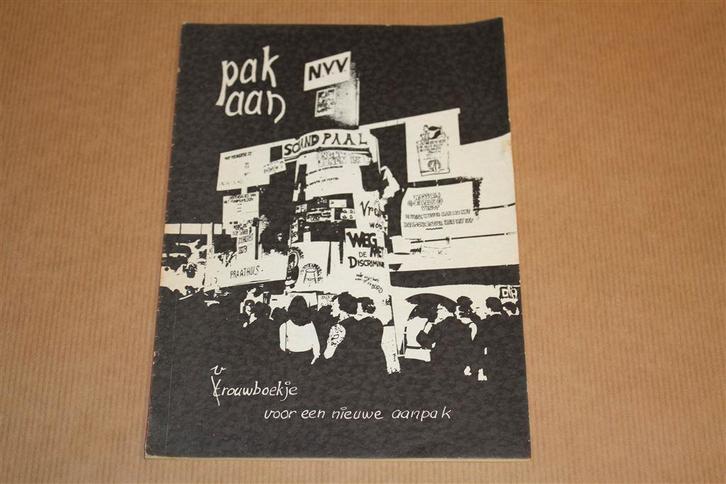 Vrouwboekje NVV - 1970 !!, Boeken, Geschiedenis | Vaderland, Gelezen, Ophalen of Verzenden