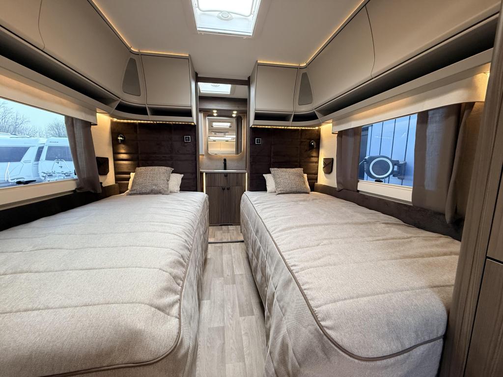 Kabe Imperial 780 TDL E2, Caravans en Kamperen, Caravans, Rondzit, Bedrijf, Kabe, Schokbreker