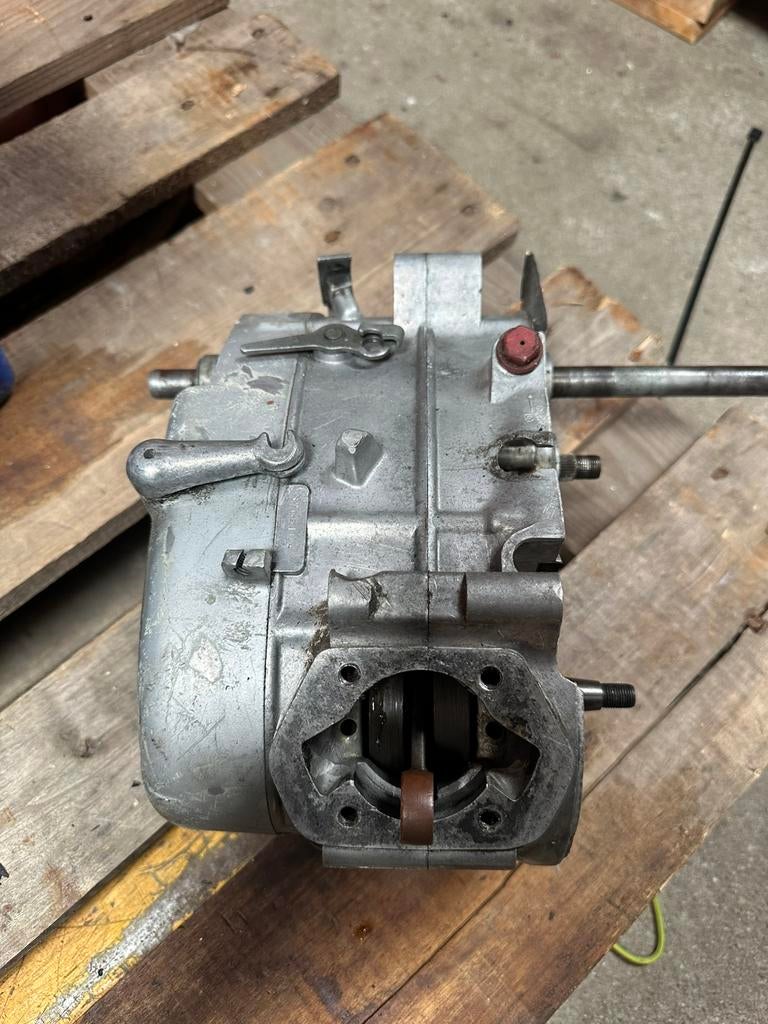 Zundapp 3 bak voet. 266-70, Ophalen of Verzenden, Gebruikt, Blok