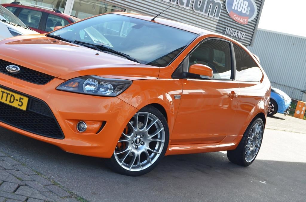 Ford Focus 2.5 ST RS-UITGEVOERD|UNIEKE AUTO|325PK! ZIE |FOTO, Auto's, Ford, Gebruikt, Overige kleuren, 2521 cc, 11 km/l