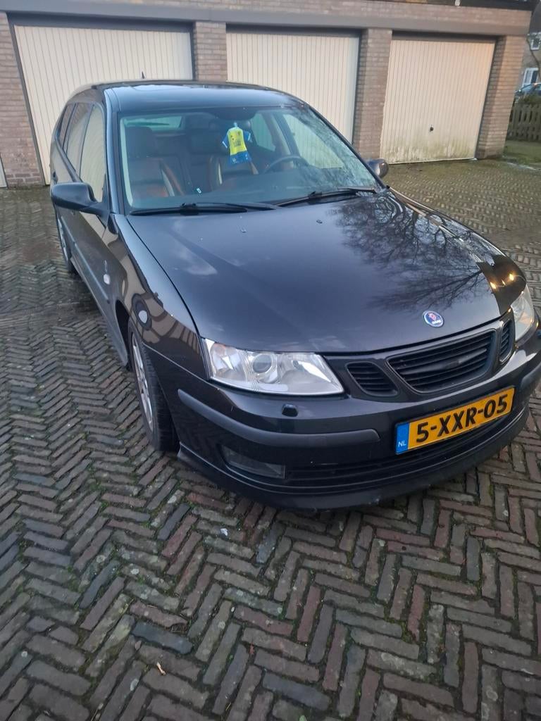 Nette saab 9-3 sportestate  2.0T  vector, Auto's, Saab, Voorwielaandrijving, 4 cilinders, Zwart, Leder