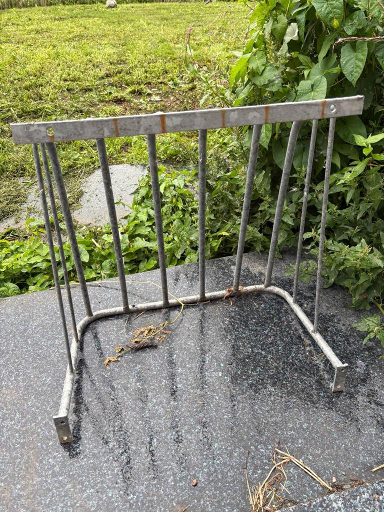 Hooiruif en voerbak te koop, Dieren en Toebehoren, Paarden en Pony's | Overige Paardenspullen, Ophalen of Verzenden, Overige soorten