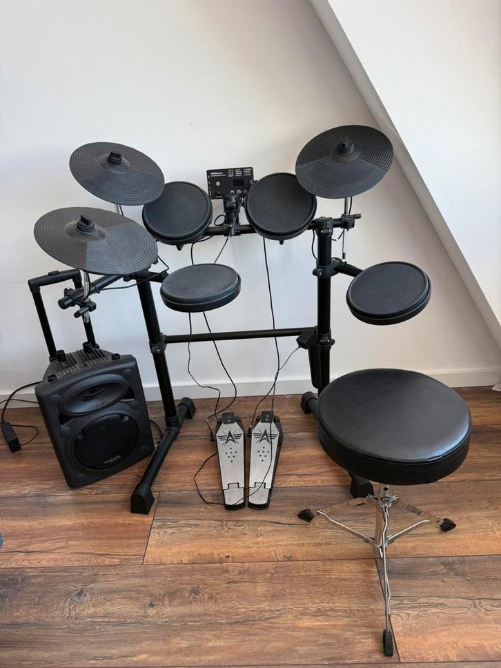 Millenium HD-120 elektr. drumstel met versterker te koop, Muziek en Instrumenten, Drumstellen en Slagwerk, Zo goed als nieuw, Overige merken
