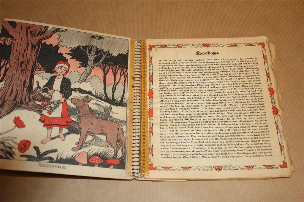 Sprookjesboek met verhalen. Oude uitgave 1950., Boeken, Ophalen of Verzenden, Gelezen