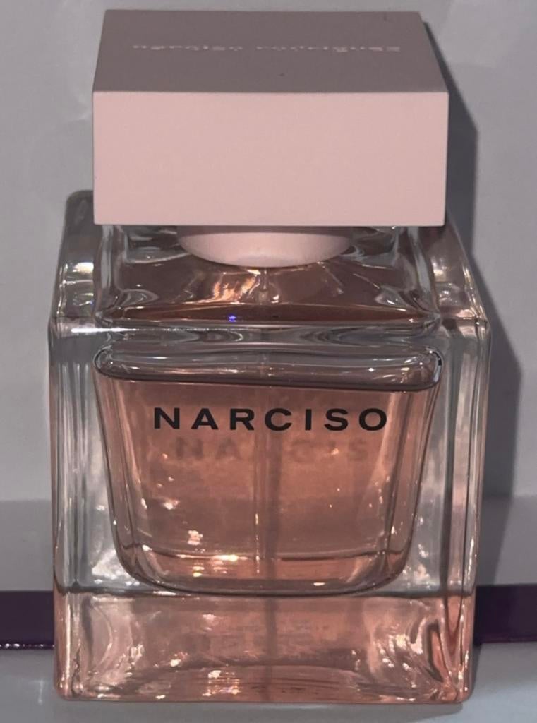 Narciso Rodriguez (Cristal & Poudrée) + GRATIS Amor Amor, Ophalen of Verzenden, Zo goed als nieuw, Parfumfles, Gevuld