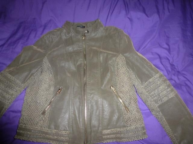 Maat 42 khaki jas, Maat 42/44 (L), Ophalen of Verzenden, Zo goed als nieuw, Laura Tulli