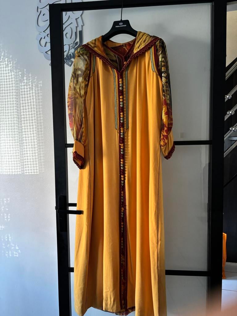 Prachtige Marokkaanse Jelaba, Kleding | Dames, Carnavalskleding en Feestkleding, Zo goed als nieuw, Carnaval, Maat 38/40 (M), Ophalen of Verzenden