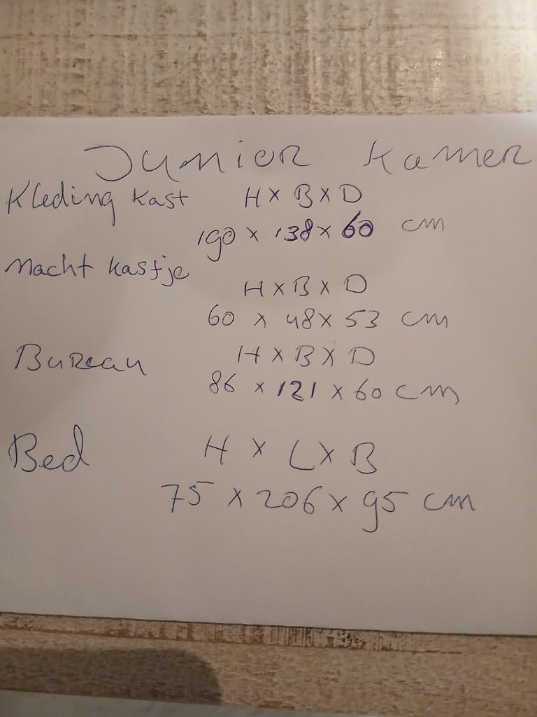 Complete junior kamer: kledingkast, nachtkastje, bureau, bed, Ophalen of Verzenden