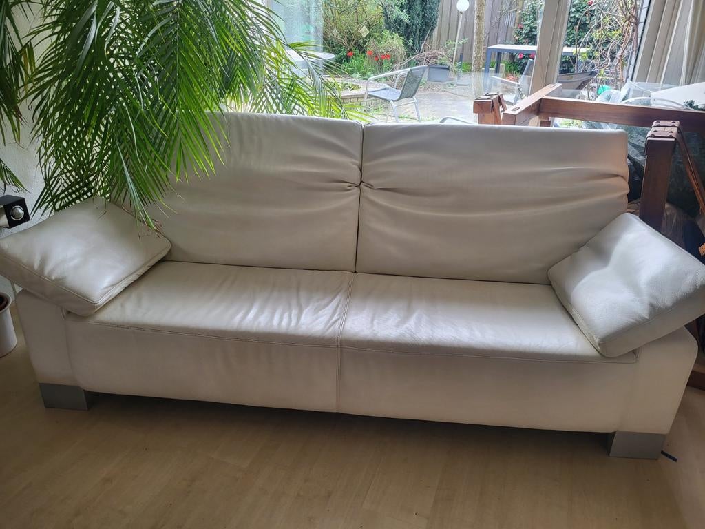 Witte lederen tweezits bank, Ophalen, Gebruikt, 150 tot 200 cm, Tweepersoons