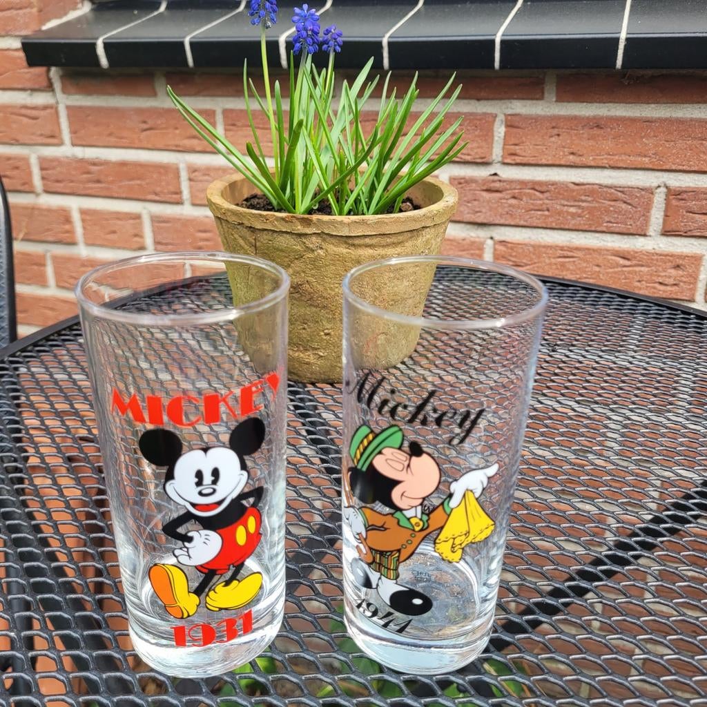 DISNEY GLAZEN 2stuks (nieuw), Verzamelen, Glas en Borrelglaasjes, Ophalen of Verzenden, Nieuw, Overige typen
