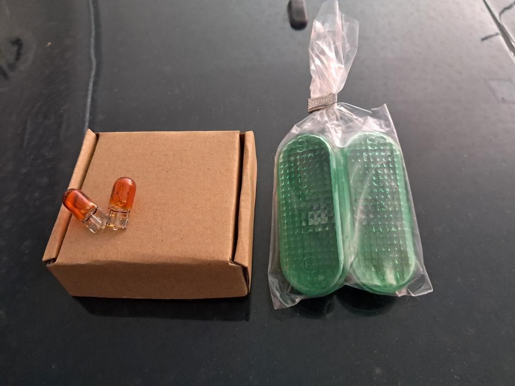 Nieuwe set groene knipperlichten vw golf 4 bora passat 3b, Ophalen of Verzenden