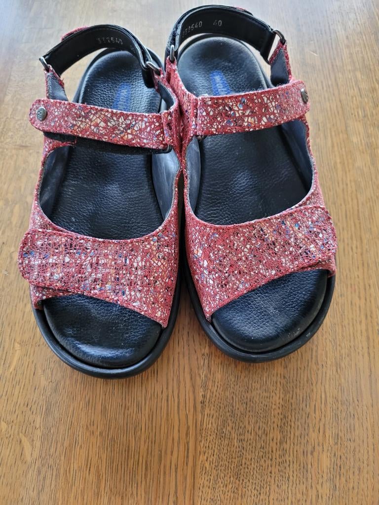 Mooie nette Wolky sandalen maat 40, Kleding | Dames, Schoenen, Wolky, Gedragen, Rood, Sandalen of Muiltjes