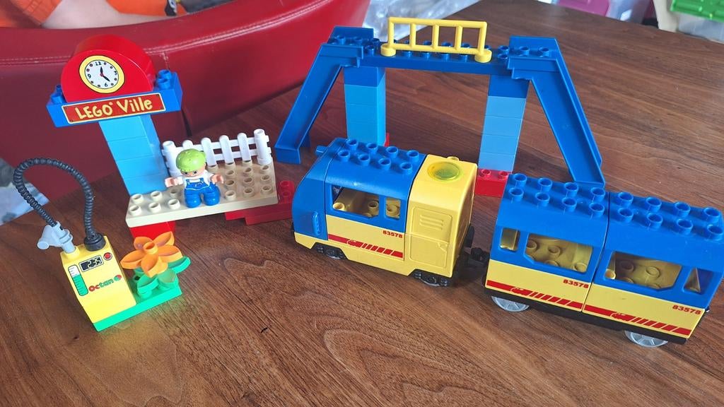 Lego Duplo Trein met station, brug en tankstation (set 5608), Ophalen, Gebruikt, Duplo