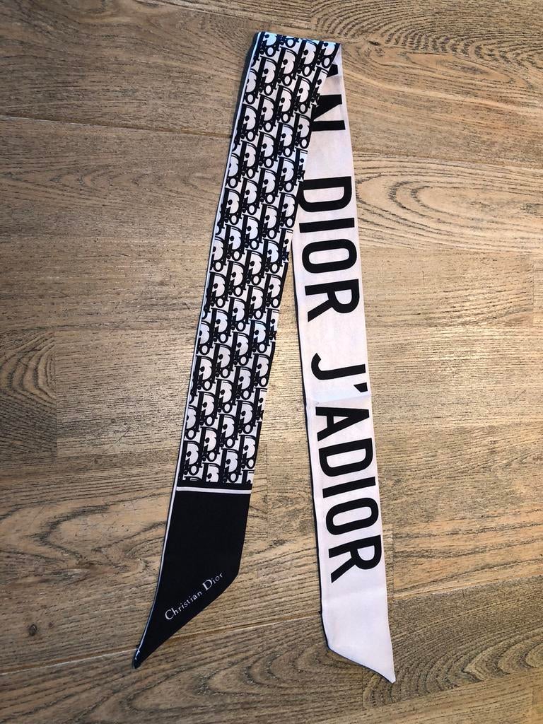 J’ADIOR scarf. Nieuw!, Ophalen of Verzenden, Nieuw, Sjaal