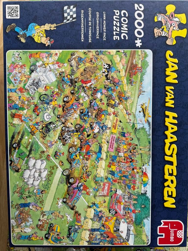 Jan van Haasteren Grasmaaier Race 2000 stukjes, Ophalen of Verzenden, Meer dan 1500 stukjes, Zo goed als nieuw, Legpuzzel