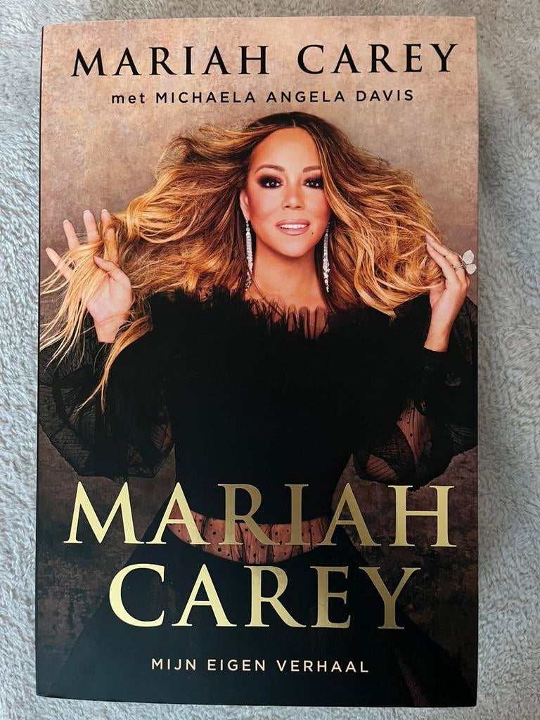 Mariah Carey - Mijn eigen verhaal (NL-editie/biografie), Ophalen of Verzenden, Zo goed als nieuw, Film, Tv en Media