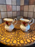 Royal Albert,old country roses,2 melkkannen,hoogte 9 cm, Ophalen of Verzenden
