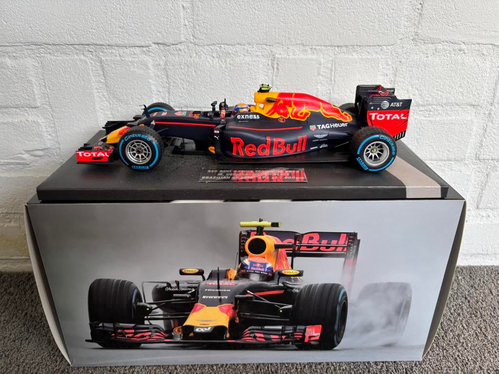 Max verstappen RB12 regenrace brazilie 2016 1:18 model, Ophalen of Verzenden, Zo goed als nieuw, Formule 1