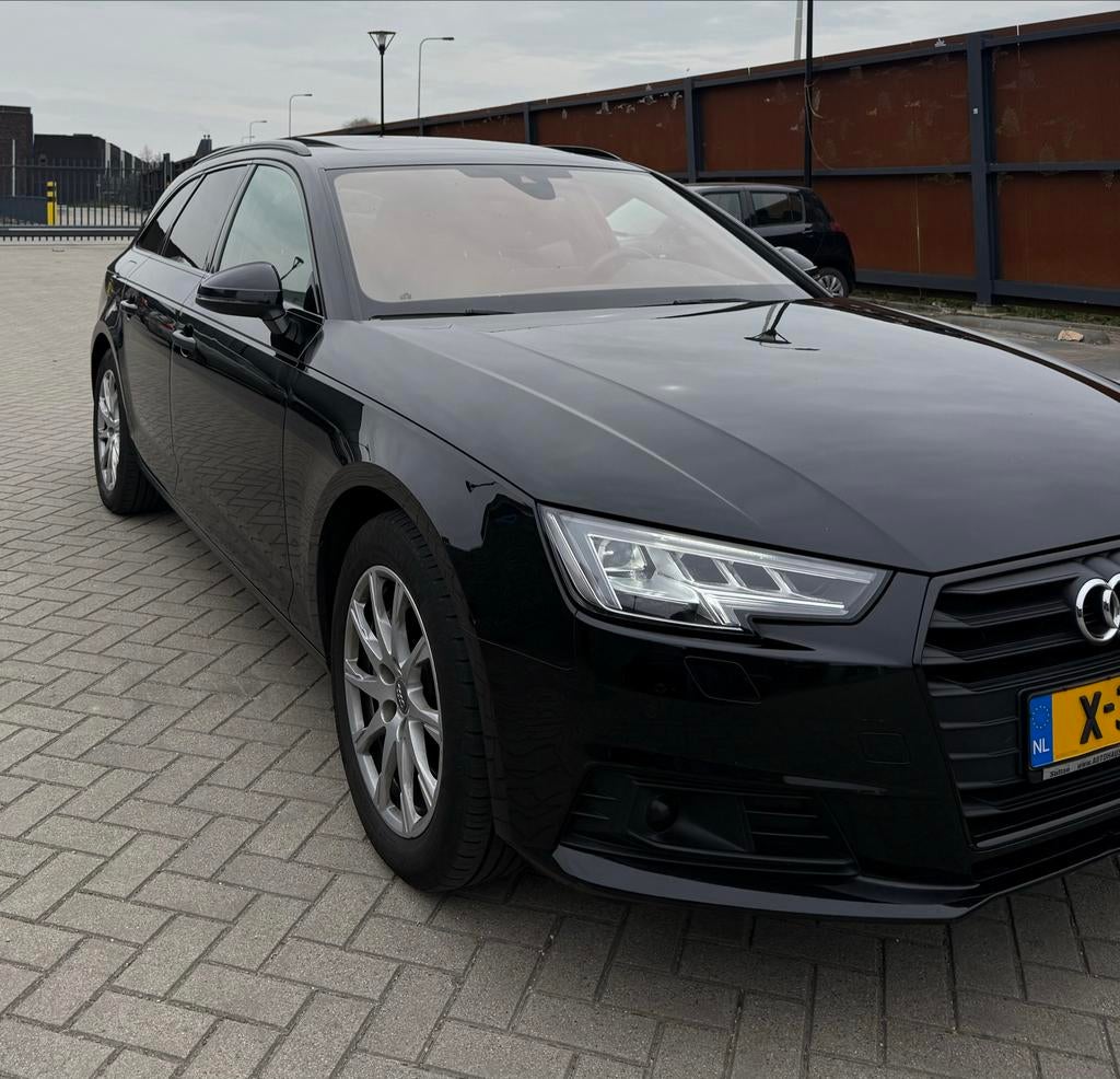 Audi A4 2.0 TDI 190pk S Tronic 2019 Zwart, Automaat, 1505 kg, A4, Zwart