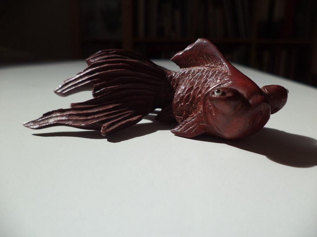 Mid-Century Chinese vis rosewood en glas carved carp fish, Ophalen of Verzenden