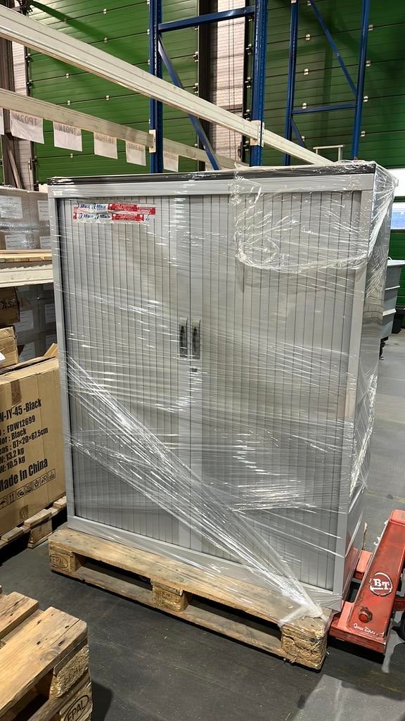 Archiefkast zgan, rolluik 147 hoog, 120 breed, Ophalen, Zo goed als nieuw, 25 tot 50 cm, 100 tot 150 cm