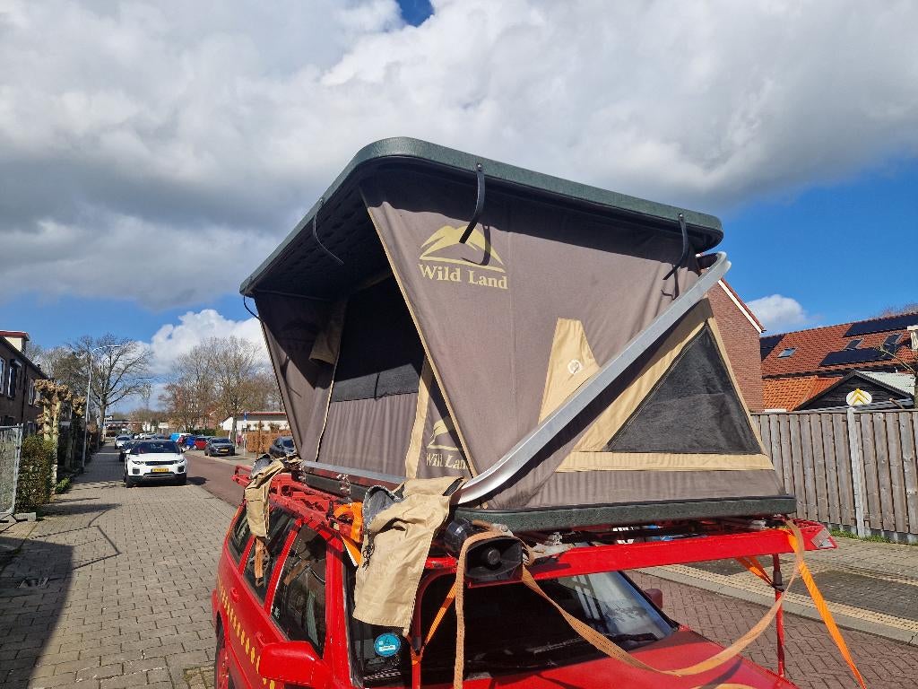 Wildland Rock Cruiser daktent, Caravans en Kamperen, Tenten, Ophalen, Zo goed als nieuw, Tot en met 2