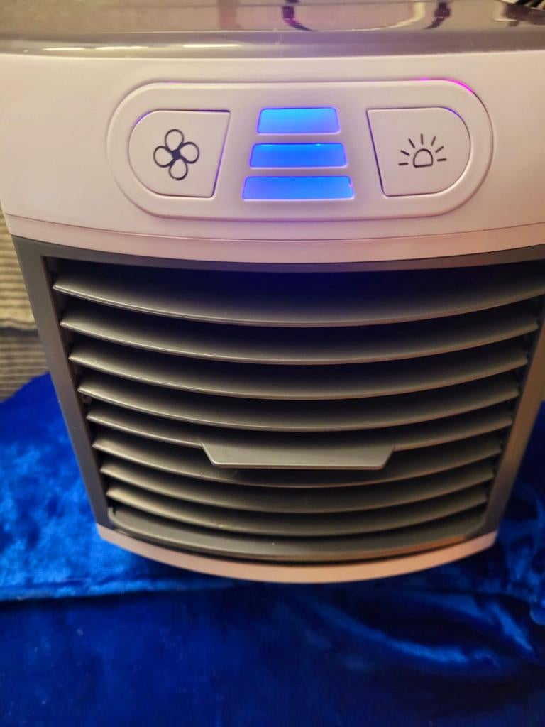 Kleine mobiele airco met verlichting, Witgoed en Apparatuur, Airco's, Minder dan 60 m³, Nieuw, 3 snelheden of meer, Ophalen of Verzenden