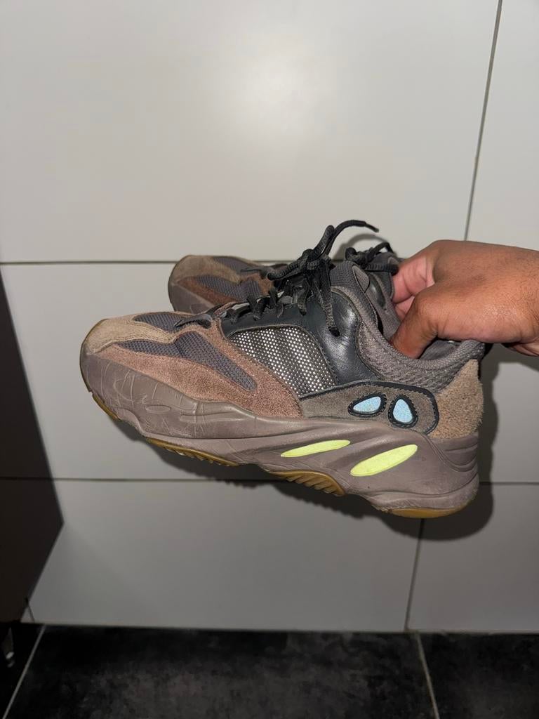 Yeezy Boost 700 - Maat 39 - Gedragen, Bruin, Ophalen of Verzenden, Sneakers of Gympen, Gedragen