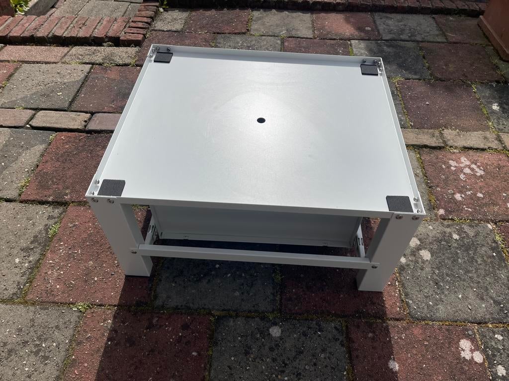 Onderkast lade wasmachine of droger, Huis en Inrichting, 1 of 2 laden, Zo goed als nieuw, Minder dan 100 cm, Metaal