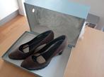 Pumps van Manfield mt. 40, Pumps, Bruin, Nieuw, Ophalen of Verzenden