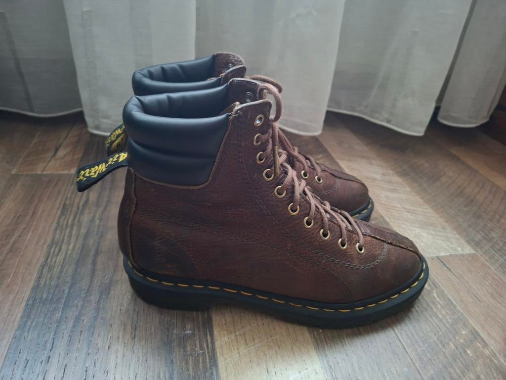 Dr Martens Maat 41, Kleding | Heren, Schoenen, Bruin, Ophalen of Verzenden, Zo goed als nieuw, Espadrilles of Moccasins