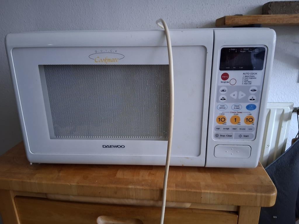 Daewoo Kookhulp Magnetron - Koken, Opwarmen, Ontdooien, Ophalen, Gebruikt, Magnetron, Draaiplateau