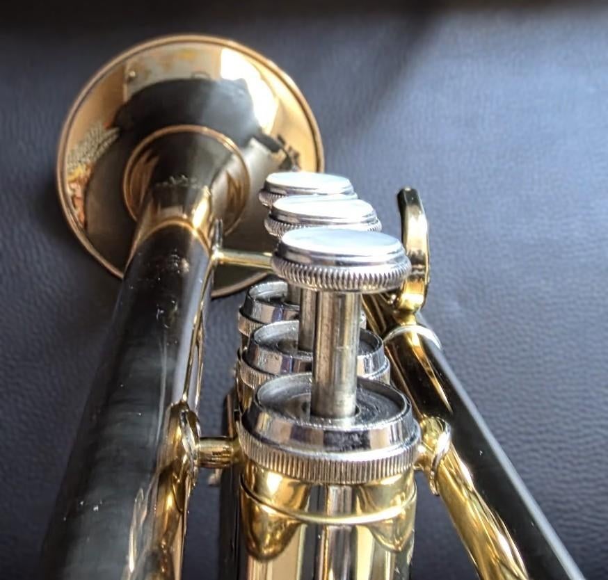 Getzen 490L trompet – uitstekende staat, Ophalen, Zo goed als nieuw, Bes-trompet, Met koffer