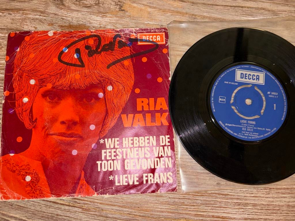 Ria Valk- We hebben de feestneus van Toon gevonden, Ophalen of Verzenden, Gebruikt, Overige formaten, Levenslied of Smartlap